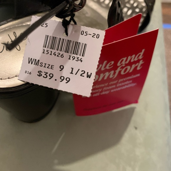 Dress sandals - Picture 5 of 5